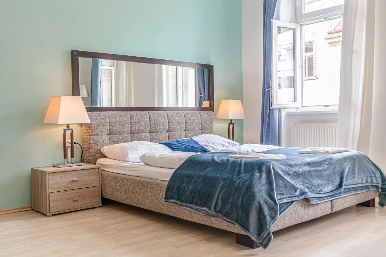 Inviting 2Br Shared Apt - Centrally Located Wiedeń